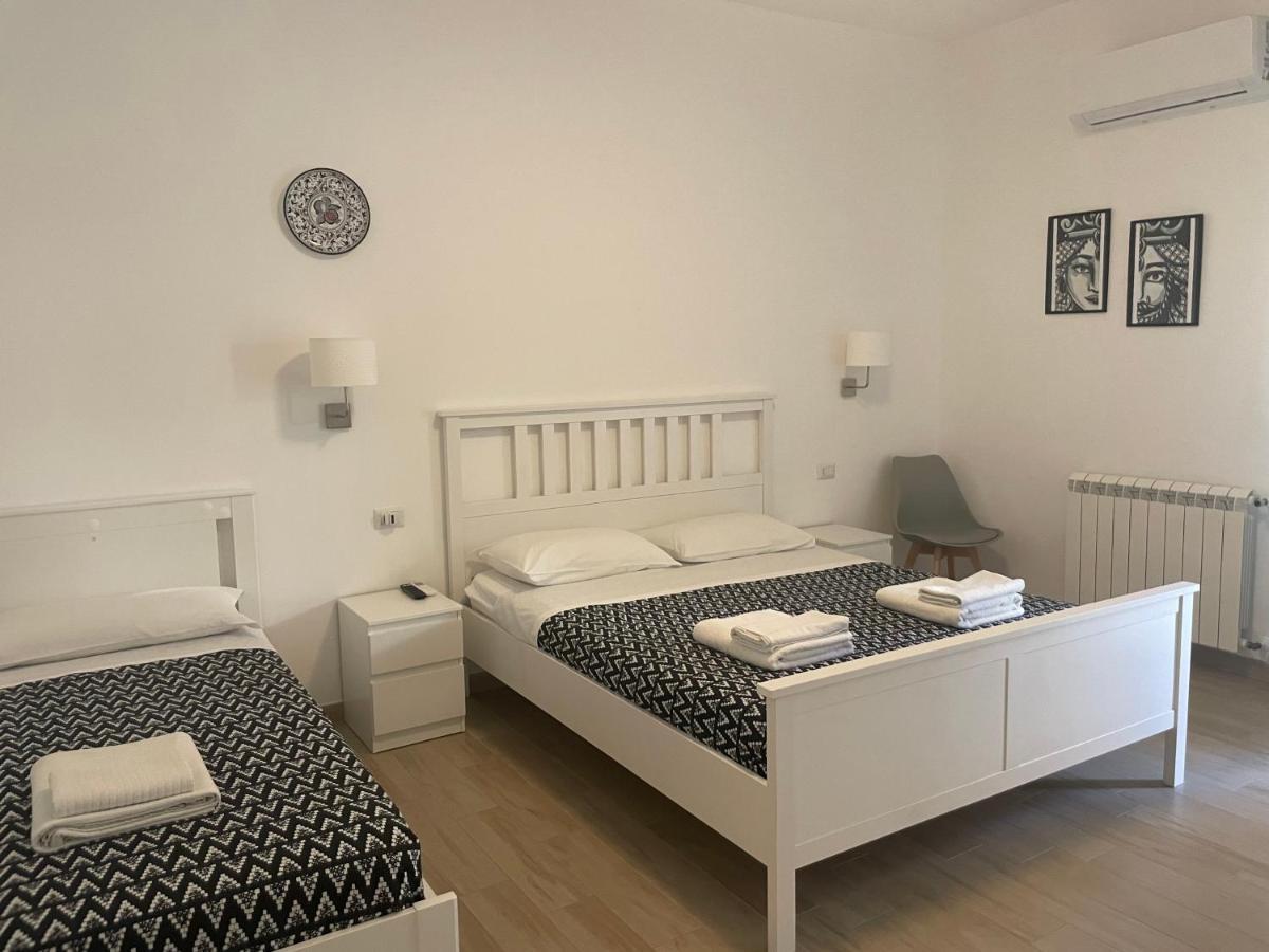 Anto'S Apartment - Giardini Naxos Luaran gambar