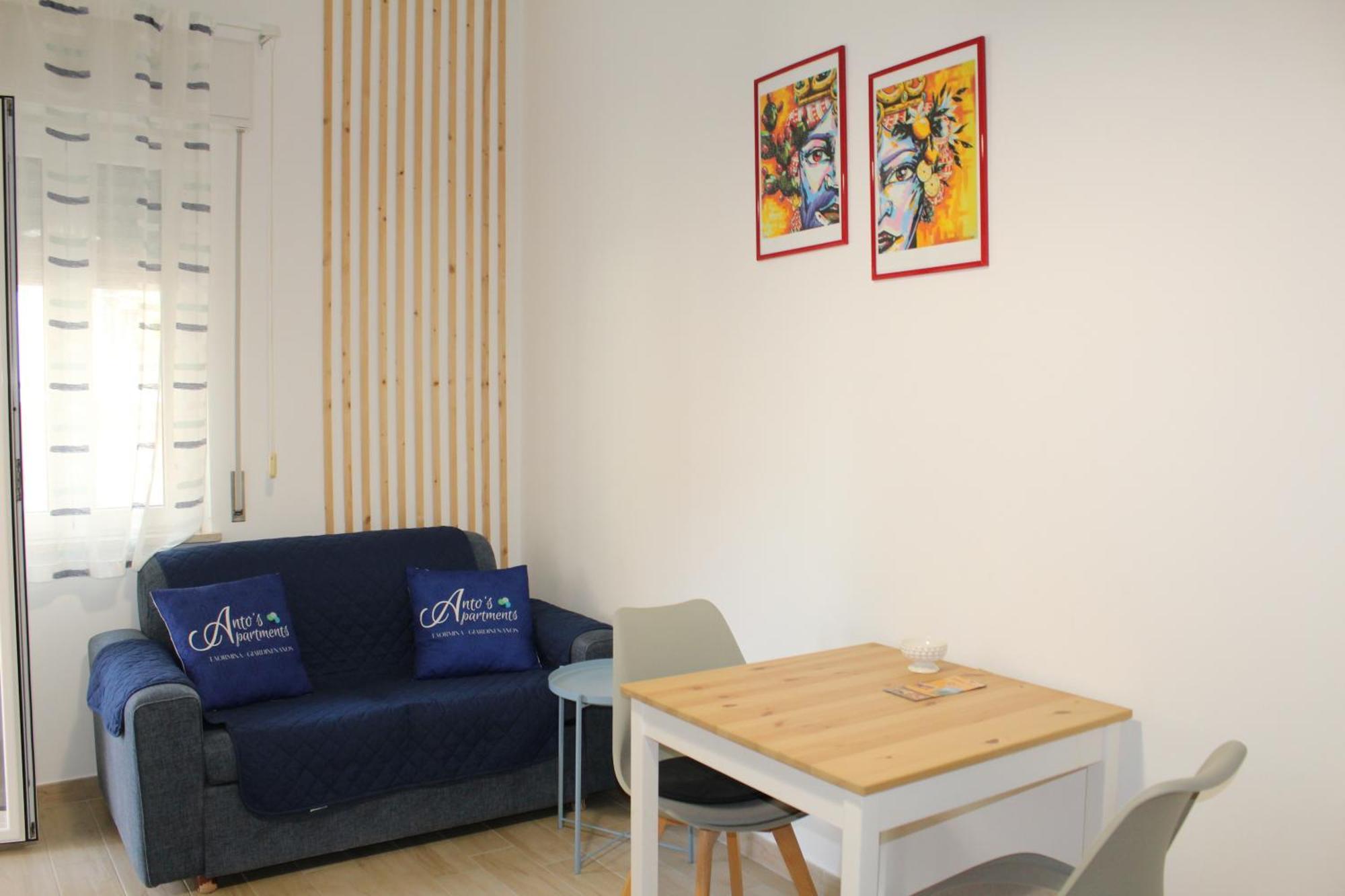 Anto'S Apartment - Giardini Naxos Luaran gambar
